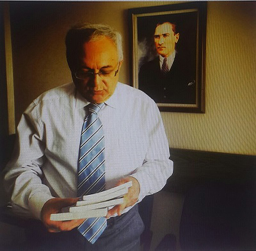 Prof.Dr. Prof.Dr. Haldun Güner